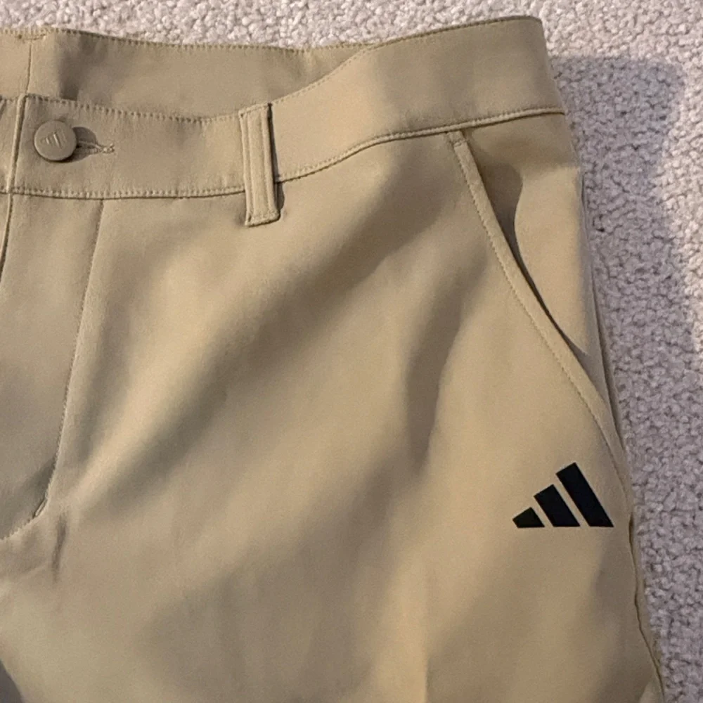 Adidas Adi Advantage Golf Shorts – Men’s Tan Performance Fit – Sizes Varies